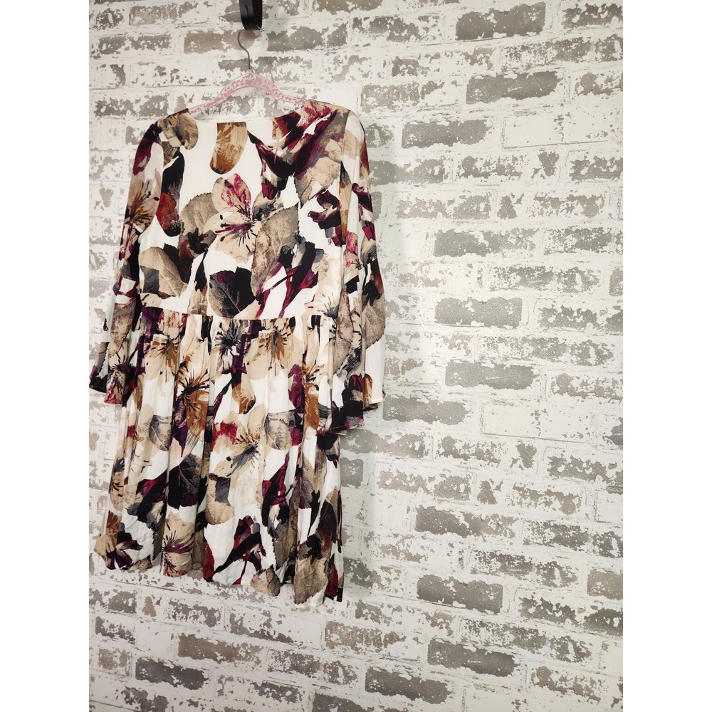Entro Mini Boho Floral Dress Small V-Neck Button Details Bell Sleeve Lined Artsy - Picture 9 of 16